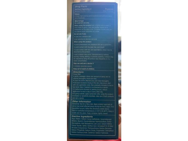 Naturium Benzoyl Peroxide Cream Cleanser, 5%, 5 fl oz/147 mL