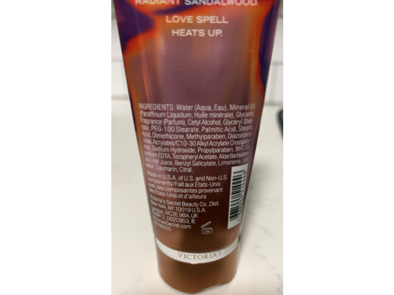 Victoria's Secret Fragrance Lotion, Love Spell Heat, 8 fl oz/236 mL