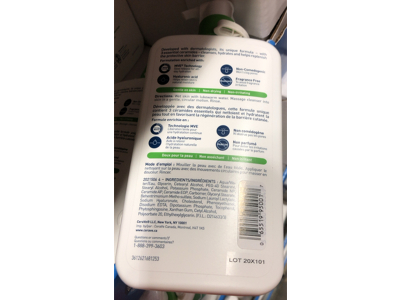 CeraVe Hydrating Cleanser, Normal to Dry Skin, 562 mL