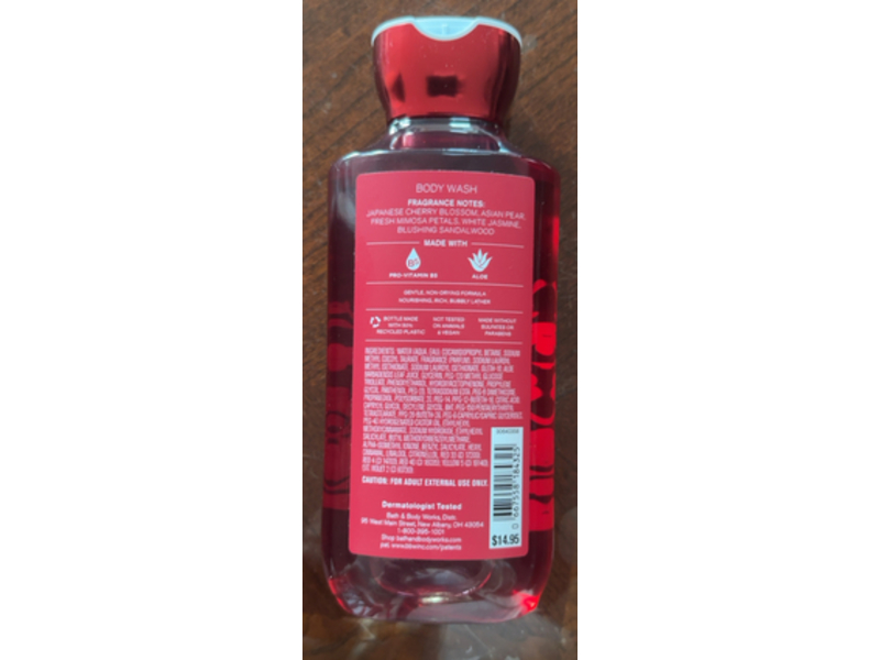 Bath & Body Works Japanese Cherry Blossom Body Wash, Pro-Vitamin B5 + Aloe, 10 fl oz/295 mL