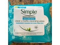 Simple Clear + Matte Cleansing Wipes, Daily Skin Detox, 25 Count - Image 3