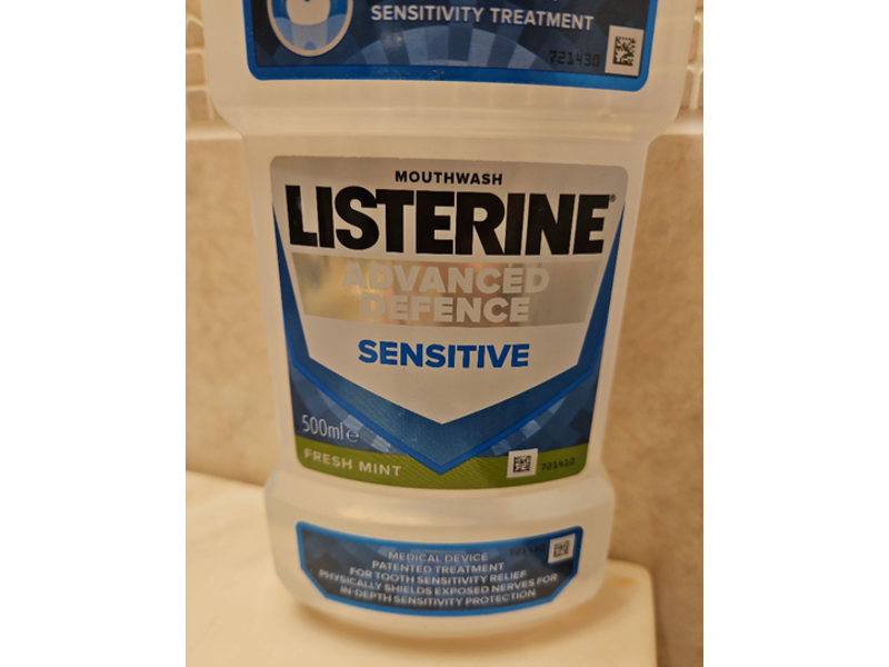 Listerine Advance Defense Sensitive Mouthwash, Fresh Mint, 500 mL