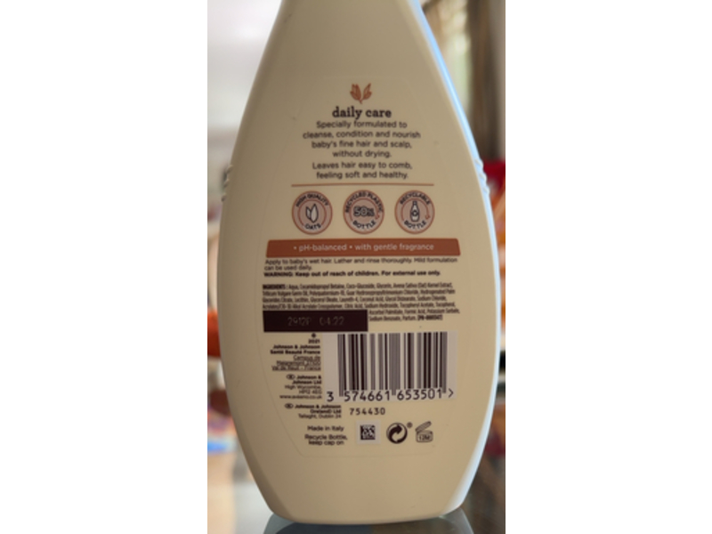 Aveeno Baby Daily Care 2 In 1 Shampoo & Conditioner, Natural Oat Extract, 250 mL
