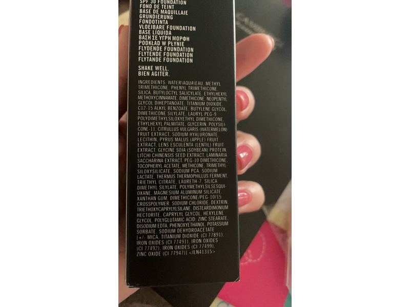 M.A.C. Studio Waterweight SPF30 Foundation, NC15, 1.0 fl oz/30 mL