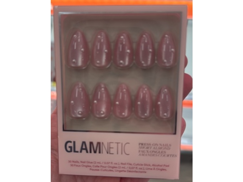 Glamnetic Press On Nails Fake Nails, Pearl Me Softly, 15 Sizes 30 Nail Kit