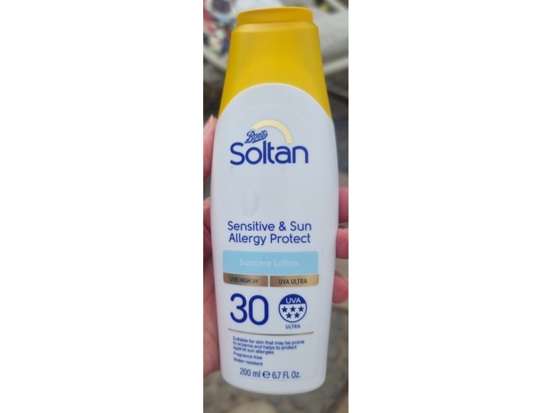 Boots Soltan Suncare Lotion, SPF 30, 6.7 fl oz/200 mL