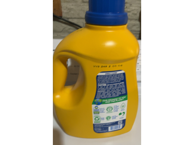 Arm & Hammer Clean & Simple Liquid Laundry Detergent, Crisp Clean, 77 Loads,100.5 fl oz