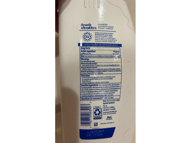 Head & Shoulders 2 In 1 Dandruff Shampoo + Conditioner, 28.2 fl oz/835 mL