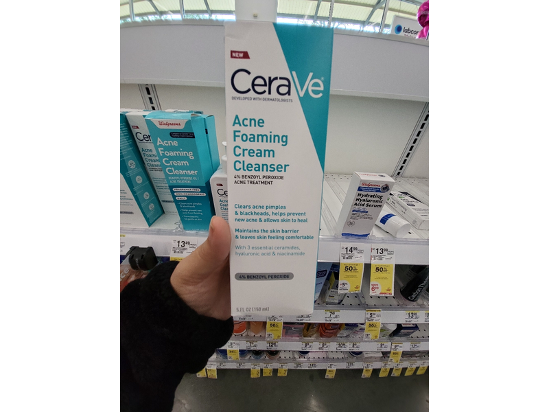 CeraVe Acne Foaming Cream Cleanser, 5 fl oz (150 mL)
