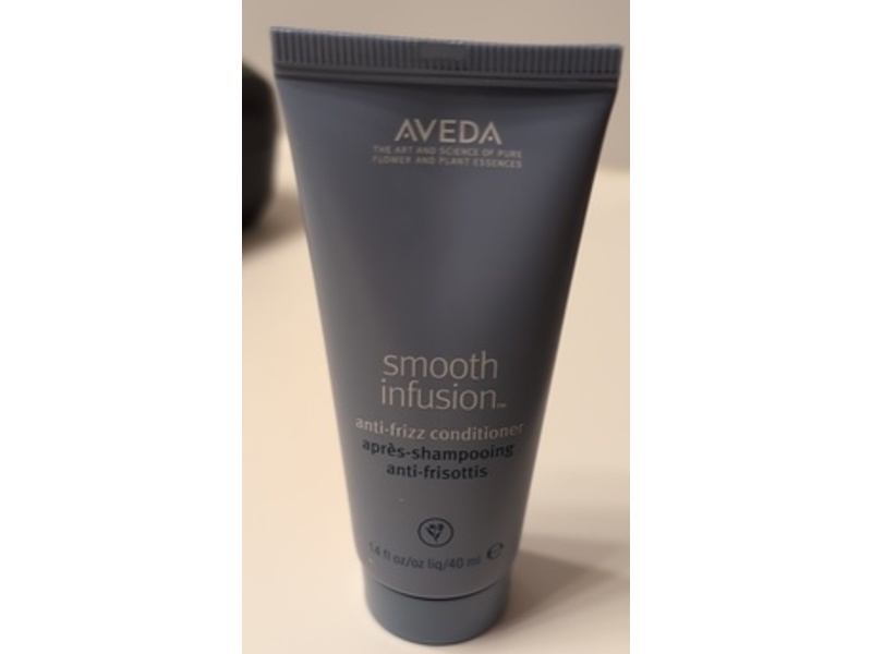 Aveda Smooth Infusion Perfectly Sleek Heat Styling Cream, 1.4 fl oz/40 mL