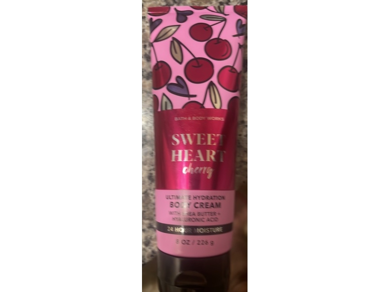 Bath & Body Works Body Cream, Sweet heart Cherry, 8 oz/226 g