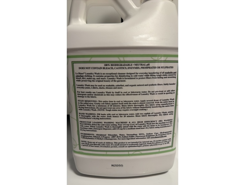 Le Blanc Liquid Laundry Wash, 64 fl oz