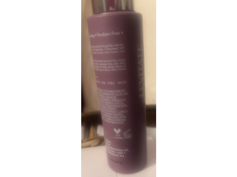 Levitate Beauty Exfoliating Cleanser, Chamomile Extract, 3.2 fl oz/95 mL