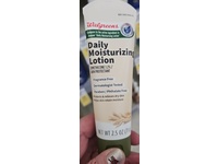 Walgreens Daily Moisturizing Lotion, 2.5 fl oz/71 g - thumbnail 2