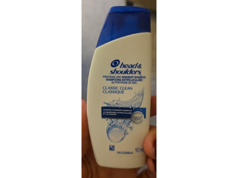 Head & Shoulders Dandruff Shampoo, Classic Clean, 90 mL