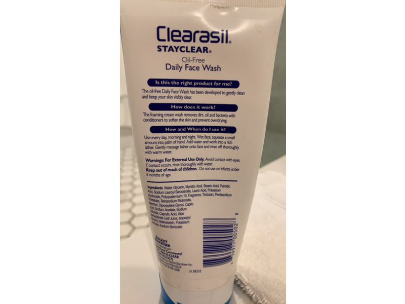 Clearasil Daily Face Wash, 6 fl oz/184 g