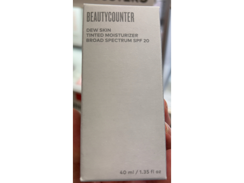 Beautycounter Dew Skin Tinted Moisturizer, No.2, 1.35 fl oz/40 mL