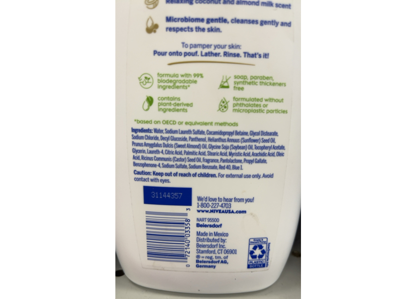 Nivea Pampering Body Wash, Coconut & Almond Milk, 30 fl oz/887 mL