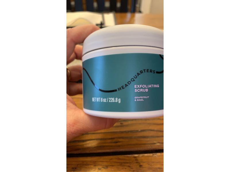 Headquarters Exfoliating Scrub, Grapefruit & Basil, 8 oz/226.8 g