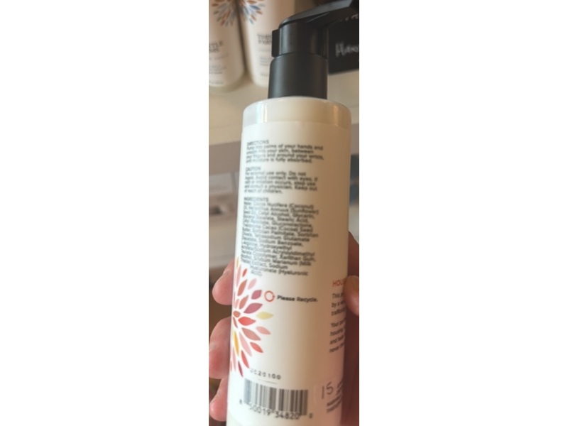 Thistle Farms Love Heals Hand Lotion, Grape Fruit Jasmine, 8 fl oz/237 mL