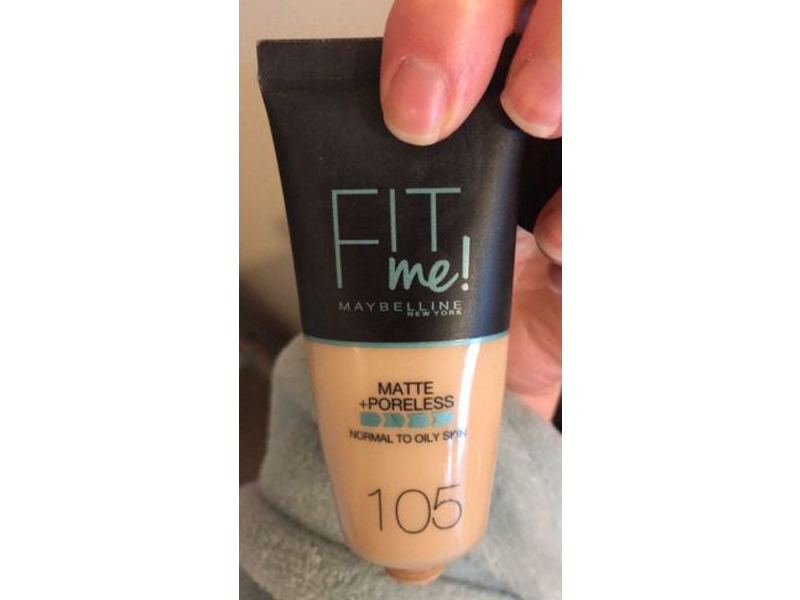 Maybelline Fit Me Matte + Poreless Foundation, 105 Natural Ivory, 30 mL