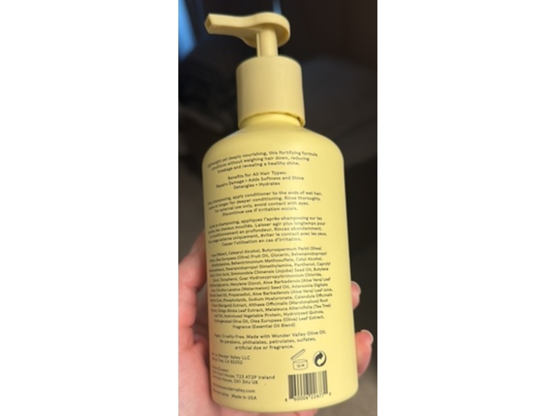 Wonder Valley Conditioner, Sandalwood Yuzu, 10.1 fl oz/300 mL