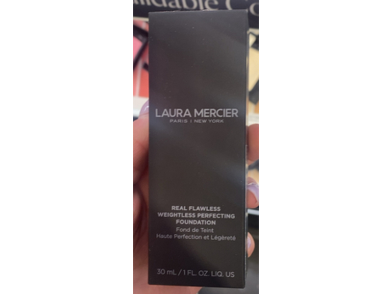 Laura Mercier Real Flawless Weightless Perfecting Foundation, 3C1 Dune, 1 fl oz/30 mL