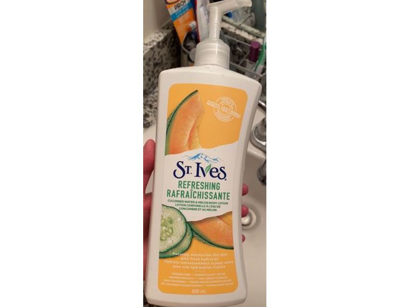 St. Ives Refreshing Body Lotion, Cucumber Water & Melon, 600 mL