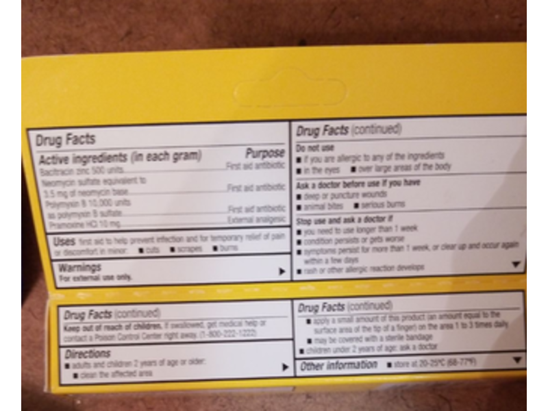 CVS Triple Antibiotic & Pain Relief Ointment, 0.5 oz/14 g