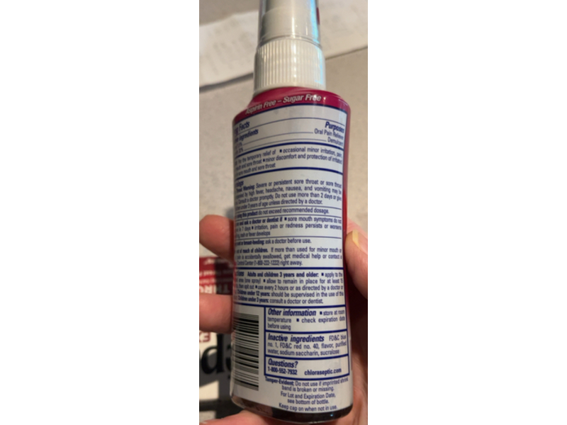 Chloraseptic Max Strength Sore Throat Spray, Wild Berries Flavor, 4.0 fl oz/118 mL