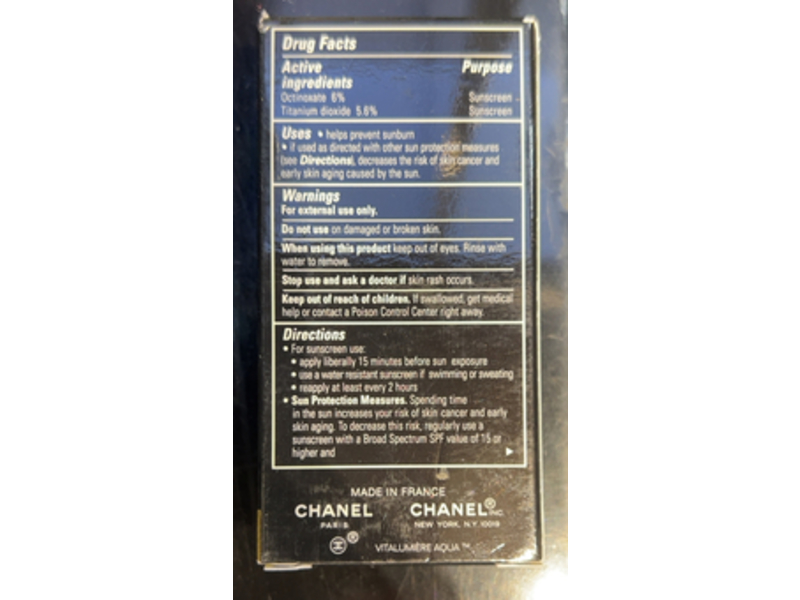 Chanel Vitalumiere Aqua Ulta Light Skin Perfecting Sunscreen Makeup, 152 Chocolat, 1 fl oz/30 mL