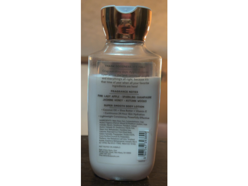 Bath & Body Works Champagne Super Smooth Body Lotion, Apple & Honey, 8 fl oz/236 mL