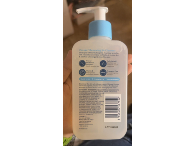 CeraVe Renewing SA Cleanser, 8 fl oz-237 mL