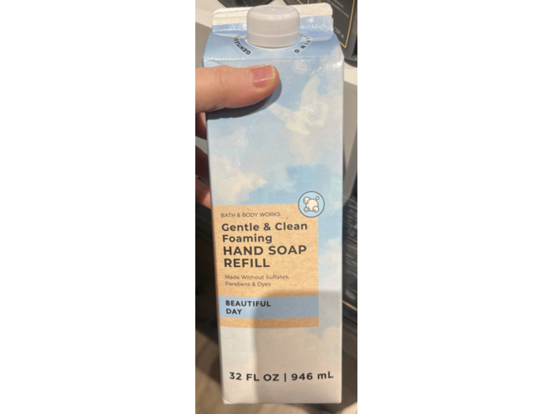 Bath & Body Works Gentle & Clean Foaming Hand Soap Refill, Beautiful Day, 32 fl oz/946 mL