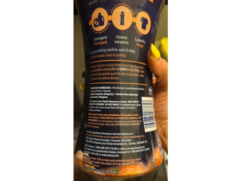 Downy Infusions Bliss In-Wash Scent Booster, Sparkling Amber & Rose, 24 oz/680 g