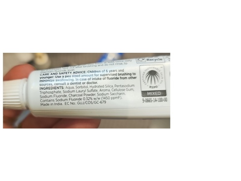 Superdrug Whitening Toothpaste, Charcoal, 75 mL