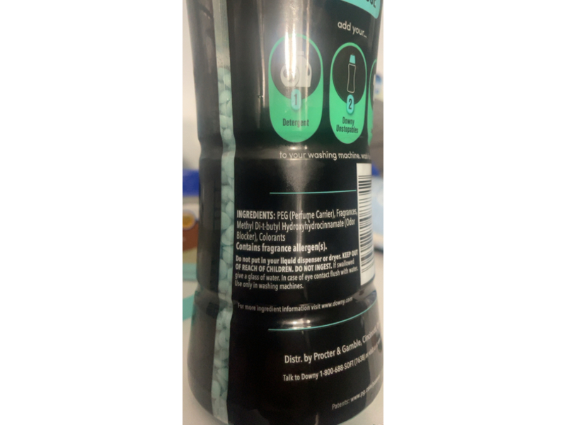 Downy Unstopables Laundry Scent Booster, Fresh, 7.8oz/221 g