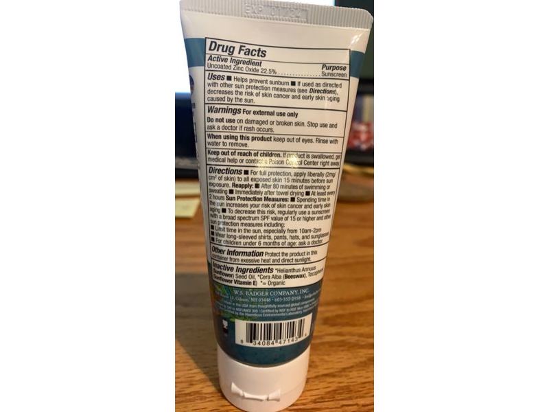 Badger Clear Zinc Sunscreen Cream, SPF 40, Unscented, 2.9 fl oz/87 mL