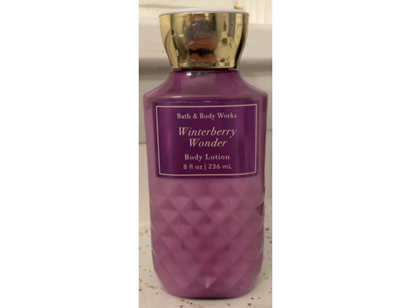 Bath & Body Works Winterberry Wonder Body Lotion, 8 fl oz/236 mL