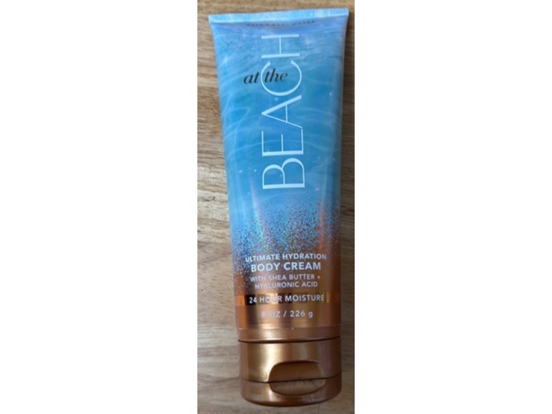 Bath & Body Works Ultimate Hydration Body Cream, At The Beach, 8 oz/ 226 g