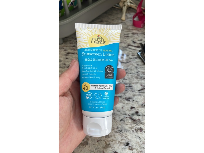Earth Mama Organics Uber-Sensitive Mineral Sunscreen Lotion, SPF 40, 3 oz/84 g