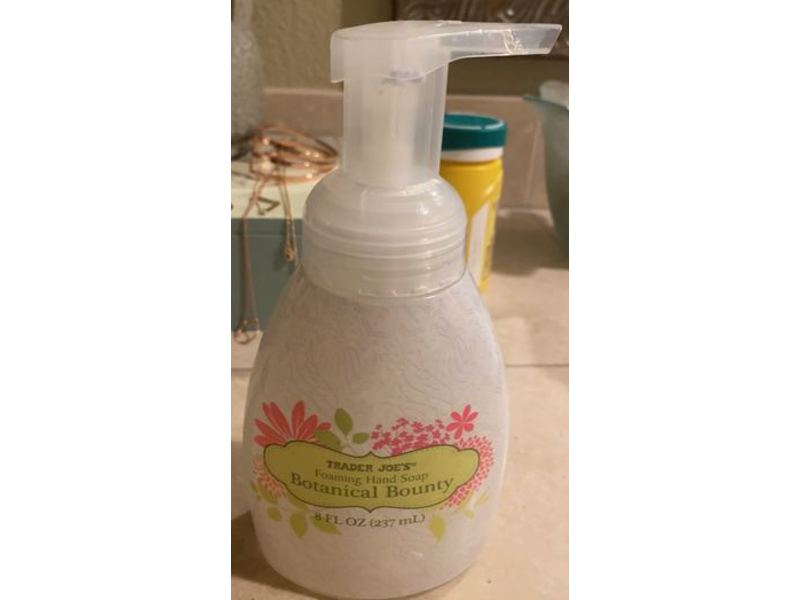 Trader Joe's Foaming Hand Soap, Botanical Bounty, 8 fl oz/237 mL