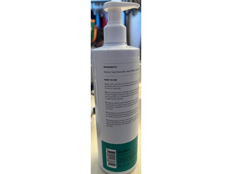 Gladskin Hydrating Body Wash, 13.53 fl oz/400 mL