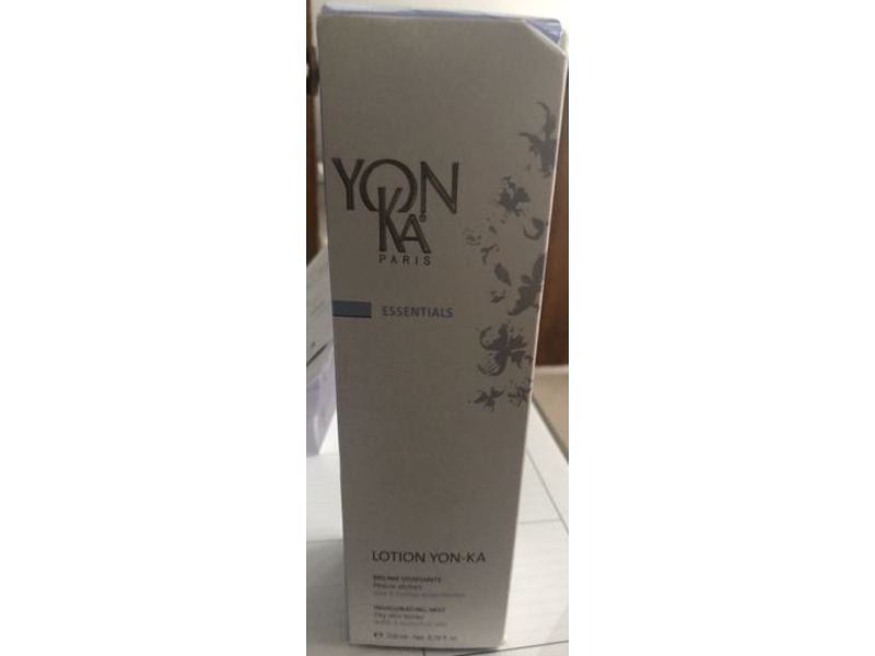 Yonka Lotion Invigorating Lotion Mist Dry Skin Toner, 6.76 fl oz/200 mL