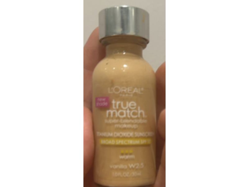 L'Oreal Paris Makeup True Match Super-Blendable Liquid Foundation, Vanilla W2.5 Vanilla, SPF 17, 1 Fl Oz/30 mL