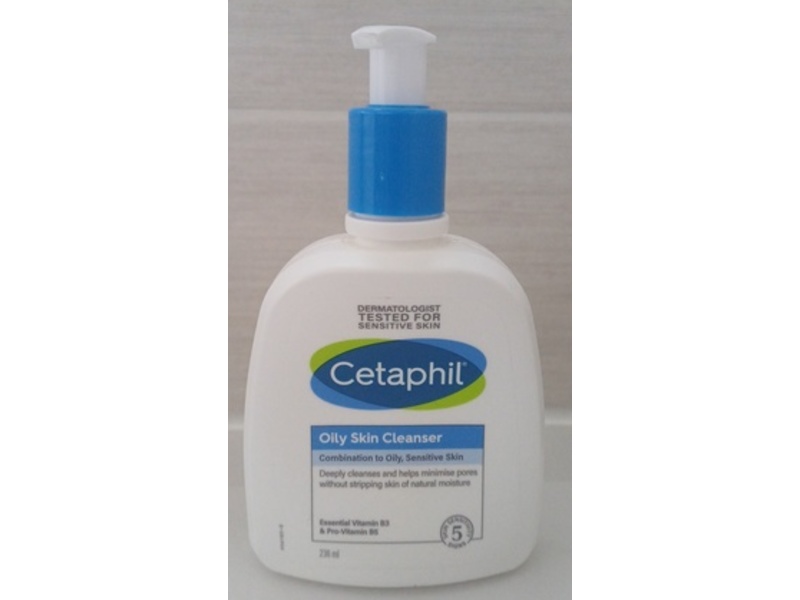 Cetaphil Oily Skin Cleanser, Vitamin B3 + Pro-Vitamin-B5, 236 mL