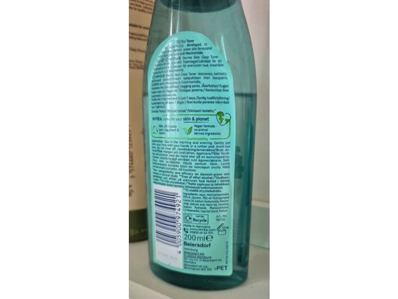 Nivea Derma Skin Clear Toner, 200 mL
