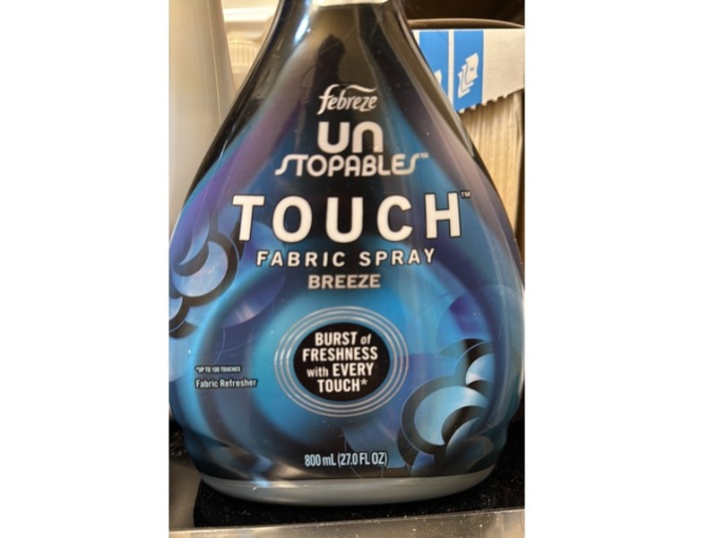 Febreze Unstopables Touch Fabric Spray, Breeze, 27 fl oz/800 mL