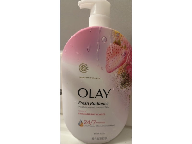 Olay Fresh Radiance Body Wash, Strawberry & Mint Scent, 35 fl oz/1.03 L