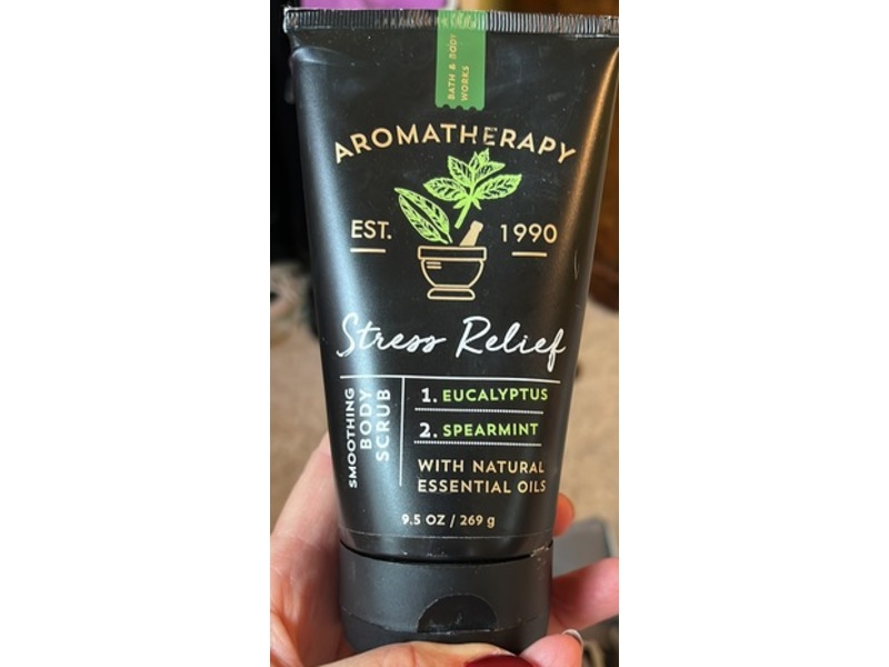 Bath & Body Works Aromatherapy Stress Relief Smoothing Body Scrub, Eucalyptus & Spearmint, 9.5 oz/269 g